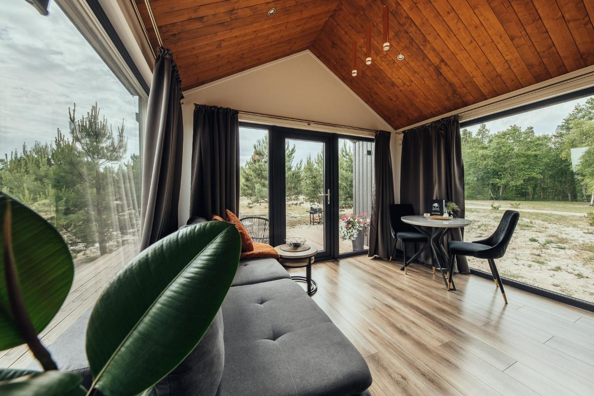 Atputas Komplekss Pazust Priedes - Sunset House Бернати Экстерьер фото